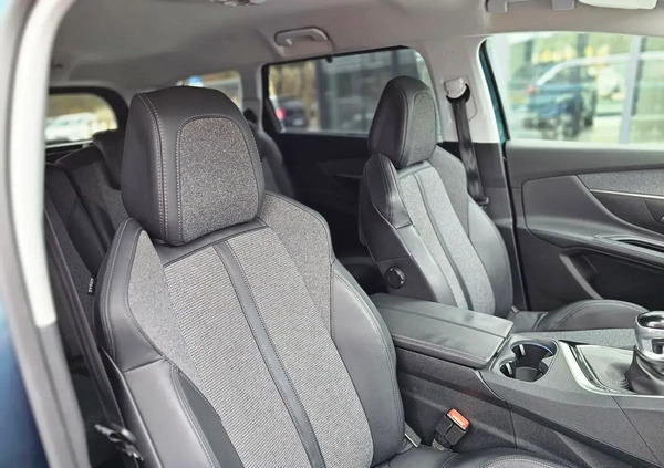 Peugeot 5008 cena 63500 przebieg: 98716, rok produkcji 2018 z Lipsk małe 781